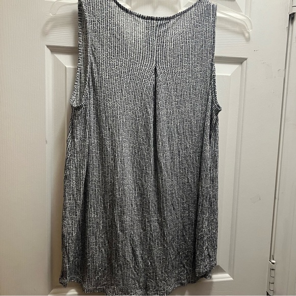 Lucky Brand Women’s Size Medium Tank Top - Picture 4 of 4